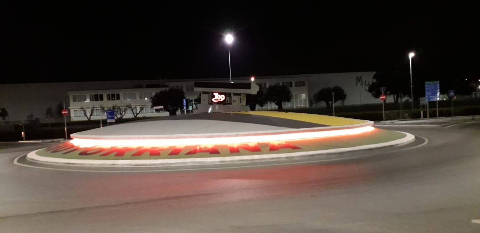 Roundabout Led Signs LED Roundabouts: the LedBlok System | ZAMA Impianti